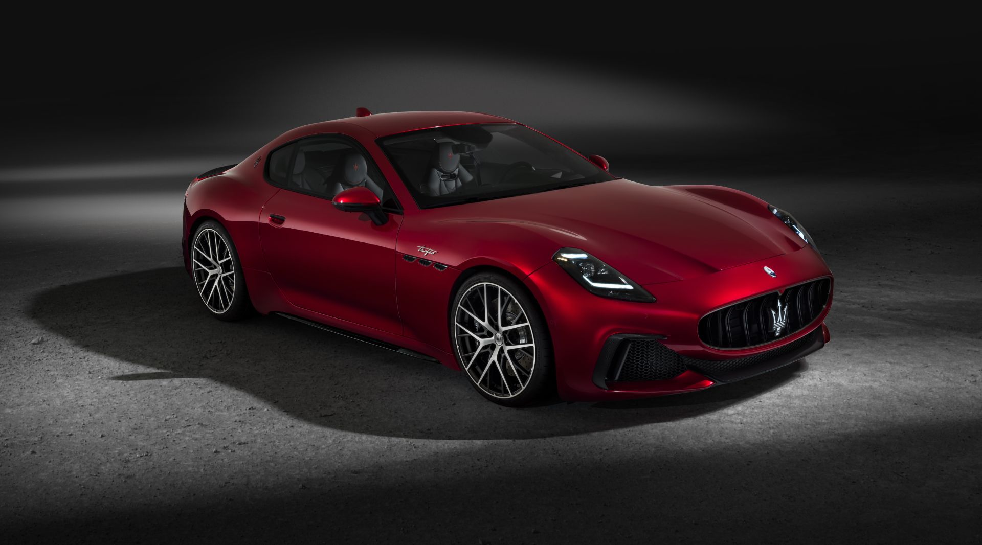 Novi Maserati GranTurismo dolazi s benzinskim i električnim motorom Novi Maserati GranTurismo dolazi s benzinskim i električnim motorom