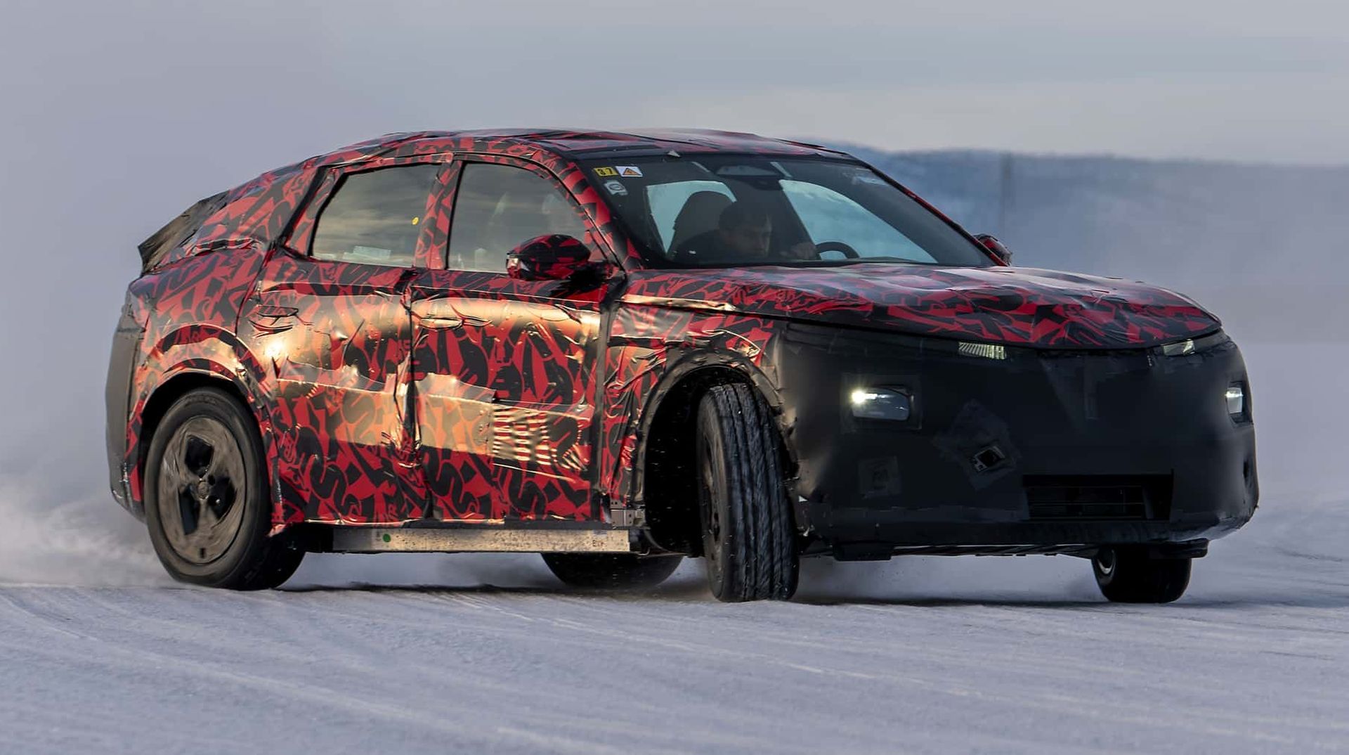 Alfa Romeo Stelvio: druga generacija stiže do kraja godine Alfa Romeo Stelvio: druga generacija stiže do kraja godine