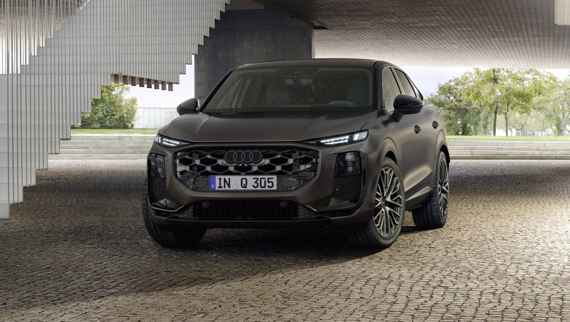 Upravo je predstavljen potpuno novi coupe SUV: Audi Q3 Sportback Upravo je predstavljen potpuno novi coupe SUV: Audi Q3 Sportback