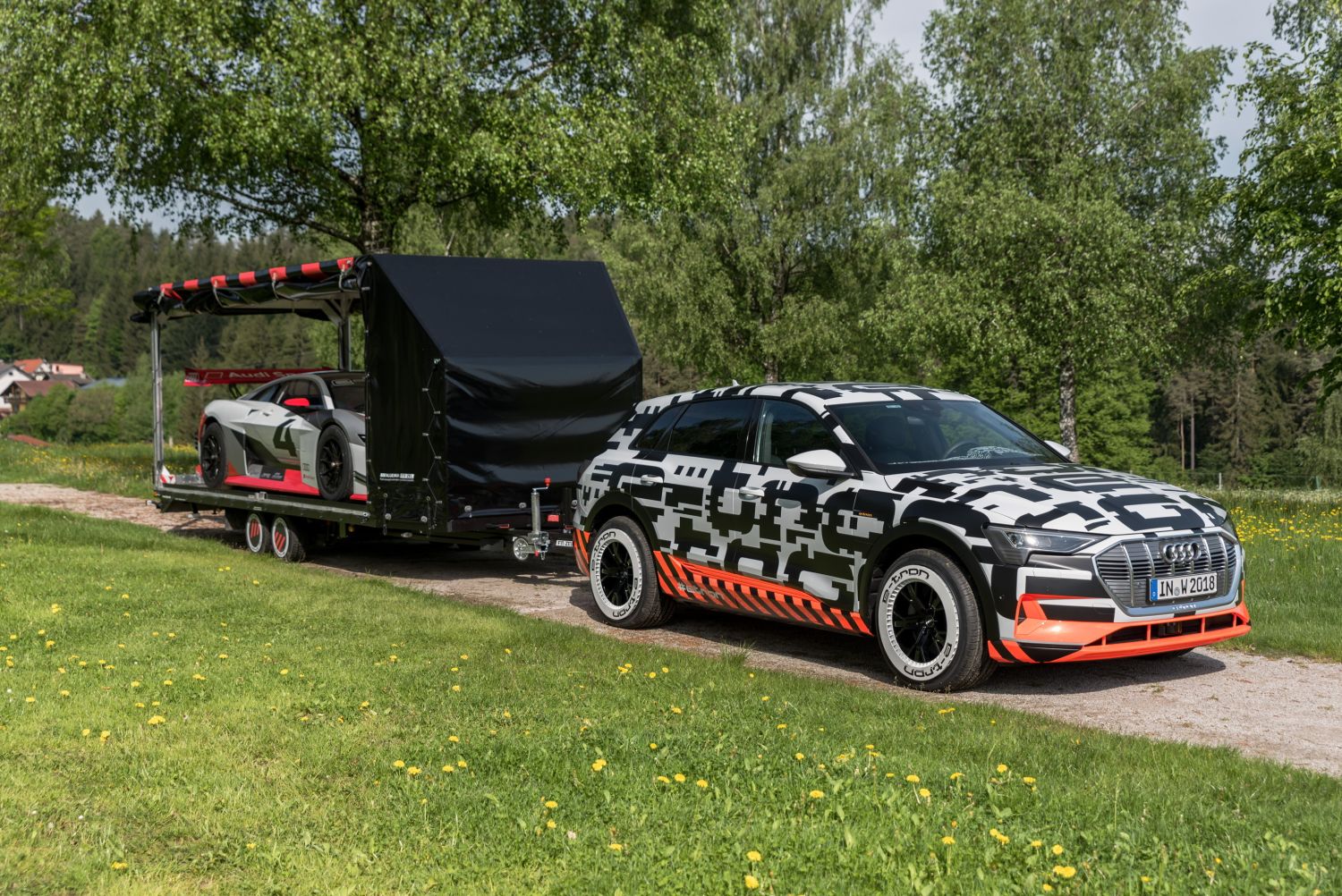 Što to Audi vozi na susret GTI ljubitelja? Što to Audi vozi na susret GTI ljubitelja?