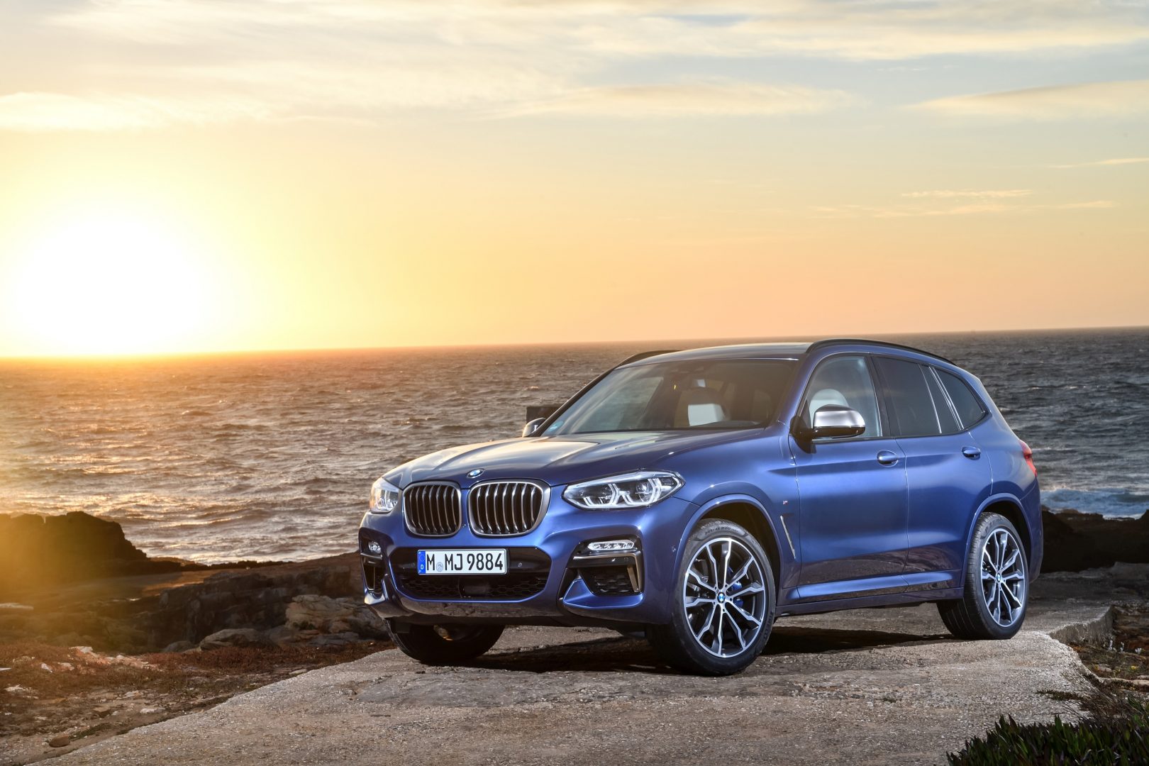 BMW Grupa osmu godine raste BMW Grupa osmu godine raste