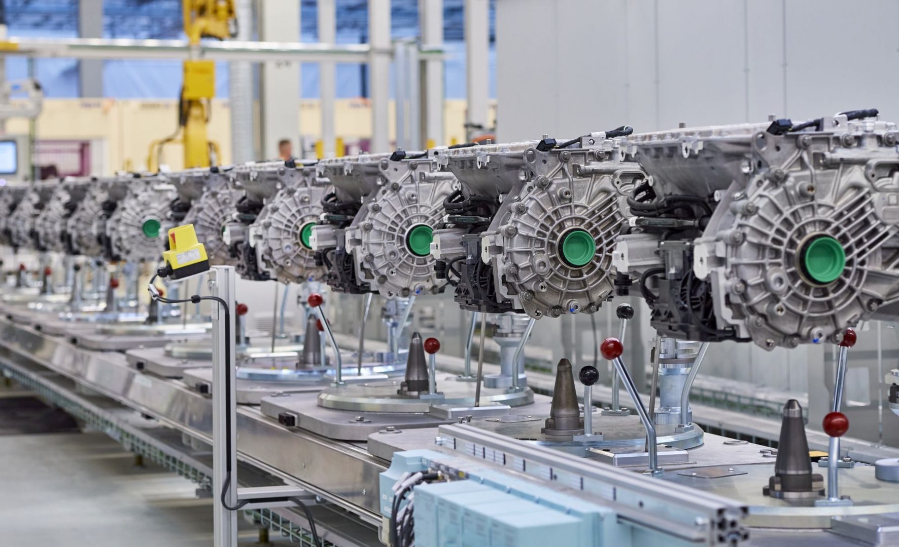 BMW će godišnje proizvoditi 500.000 električnih motora BMW će godišnje proizvoditi 500.000 električnih motora