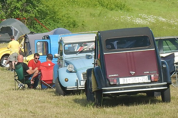 23. svjetski susret vlasnika i ljubitelja Citroëna 2cv u Samoboru 23. svjetski susret vlasnika i ljubitelja Citroëna 2cv u Samoboru