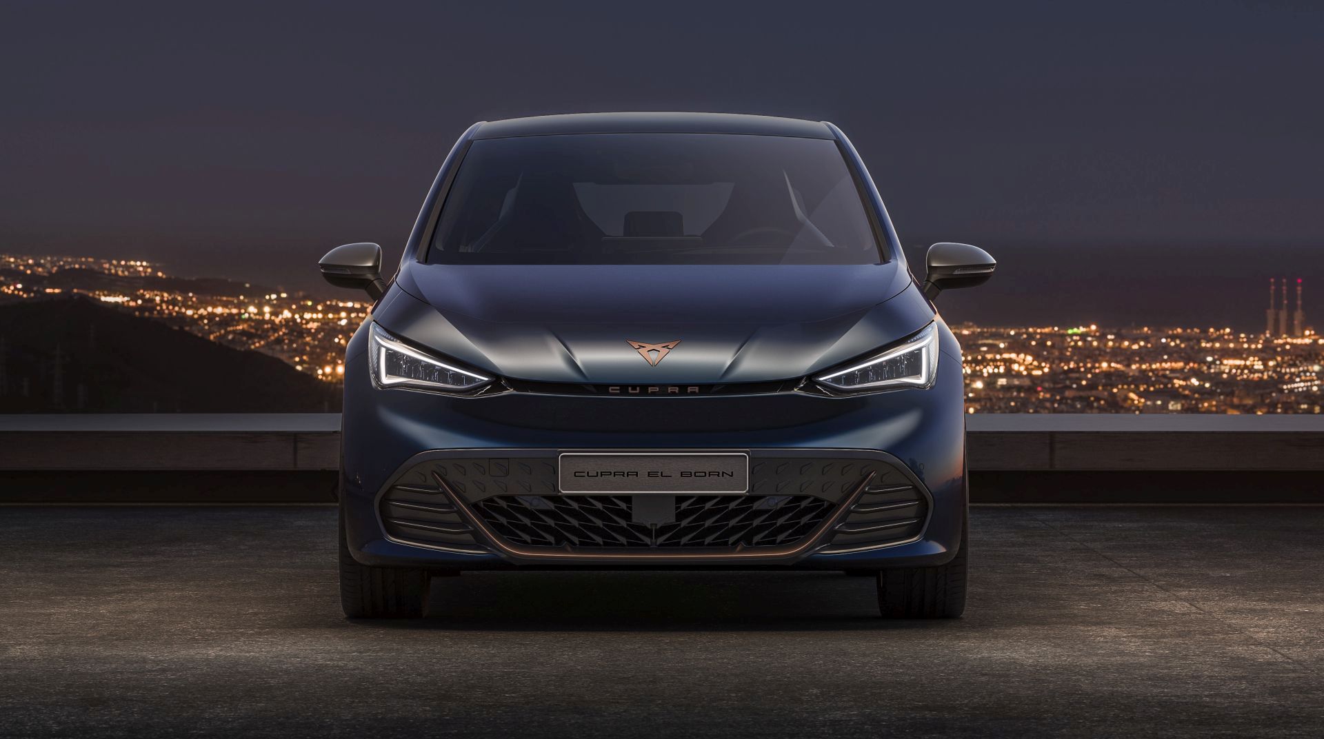 Predstavljena je prva električna Cupra: kompakt el-Born Predstavljena je prva električna Cupra: kompakt el-Born