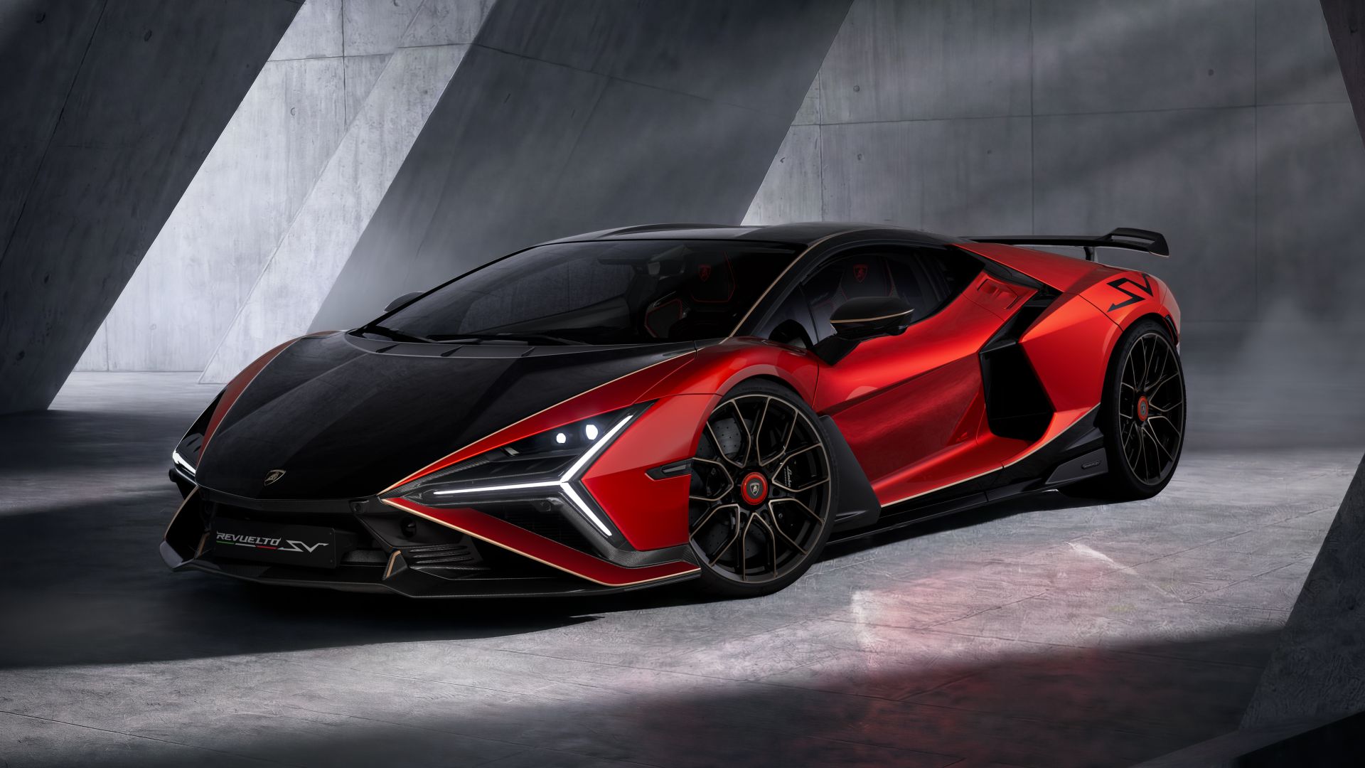Lamborghini najavio novi Revuelto SV