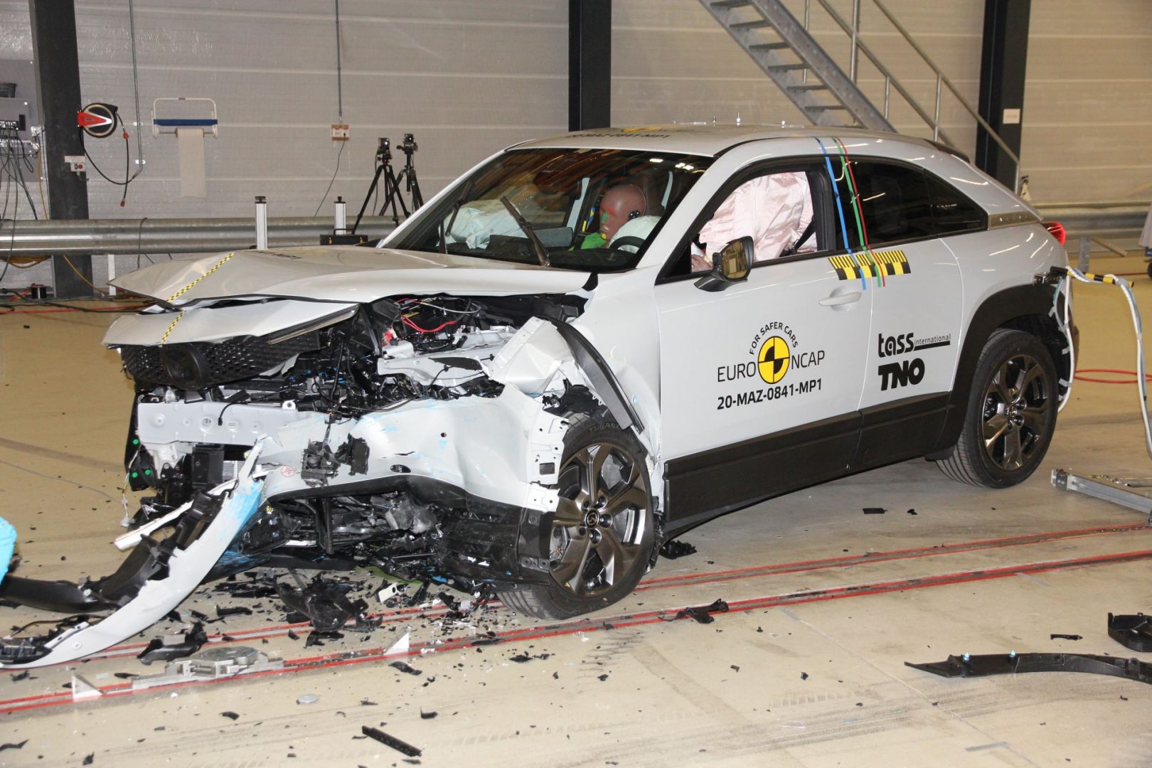 Pet EuroNCAP zvjezdica za novu električnu Mazdu MX-30 Pet EuroNCAP zvjezdica za novu električnu Mazdu MX-30