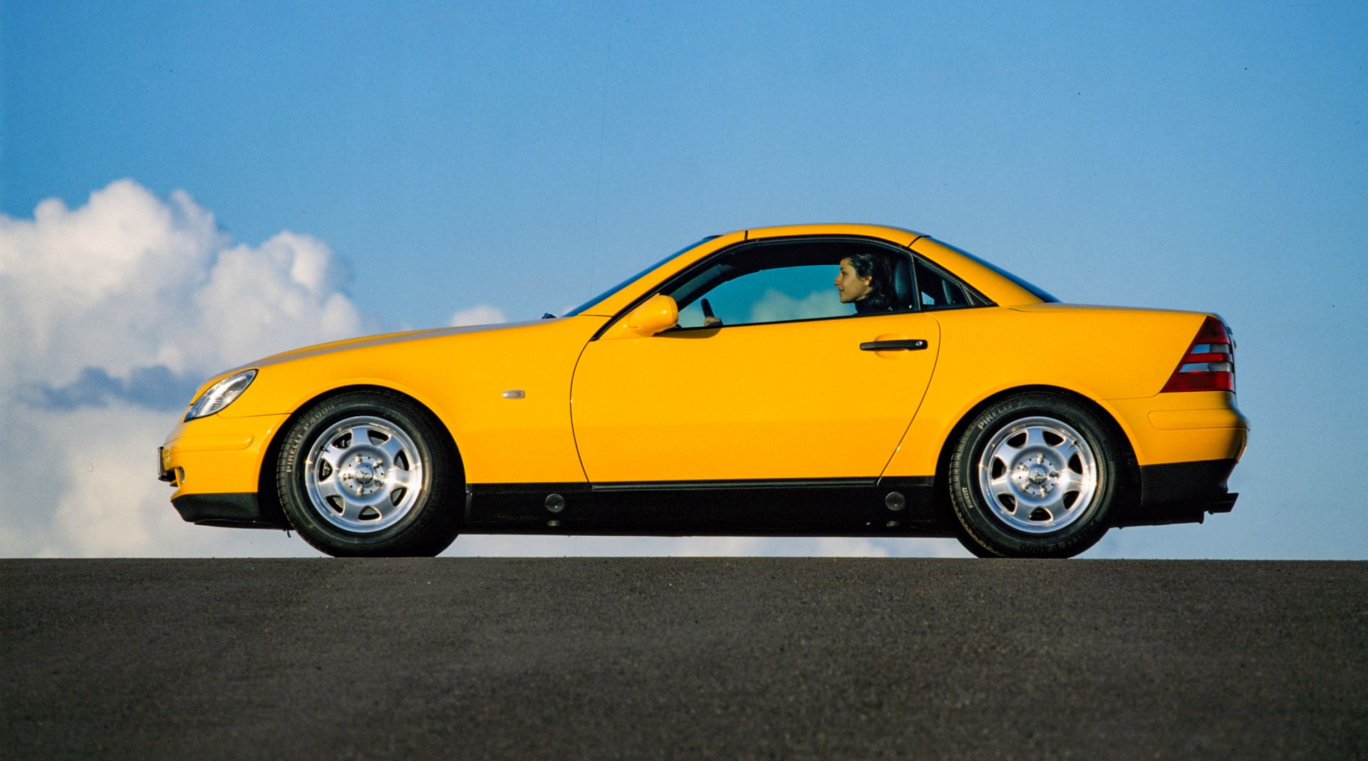 Mercedes slavi 30 godina modela SLK