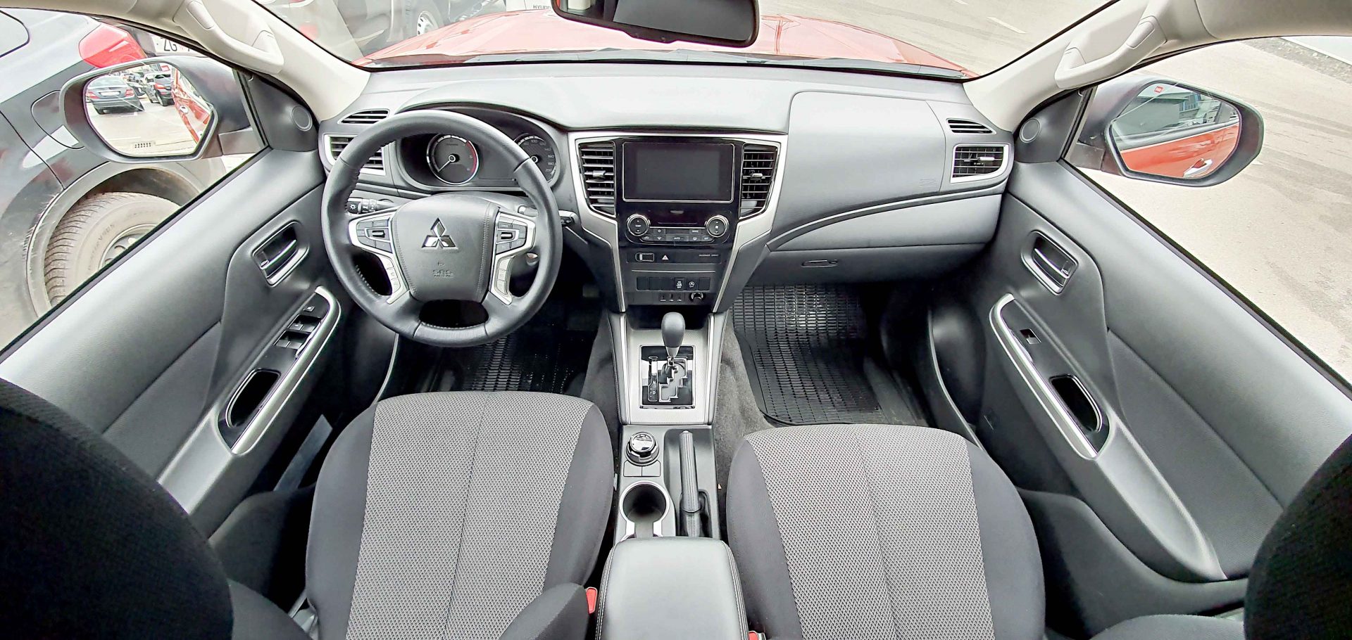 Unutrašnjost novog Mitsubishija L200 je puno udobnija