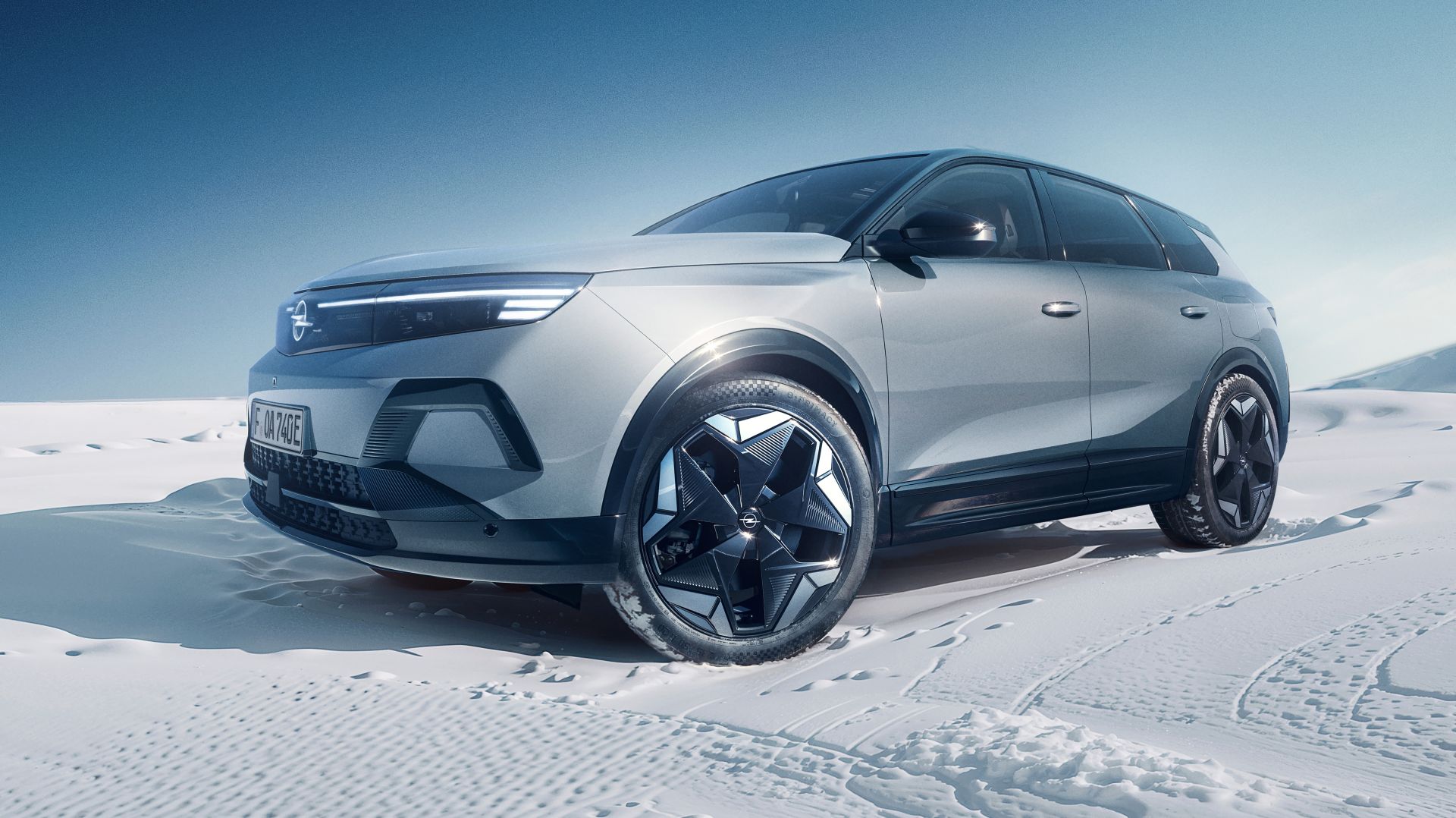 Ovo je prvi električni Opel s pogonom na sve kotače: Grandland Electric AWD
