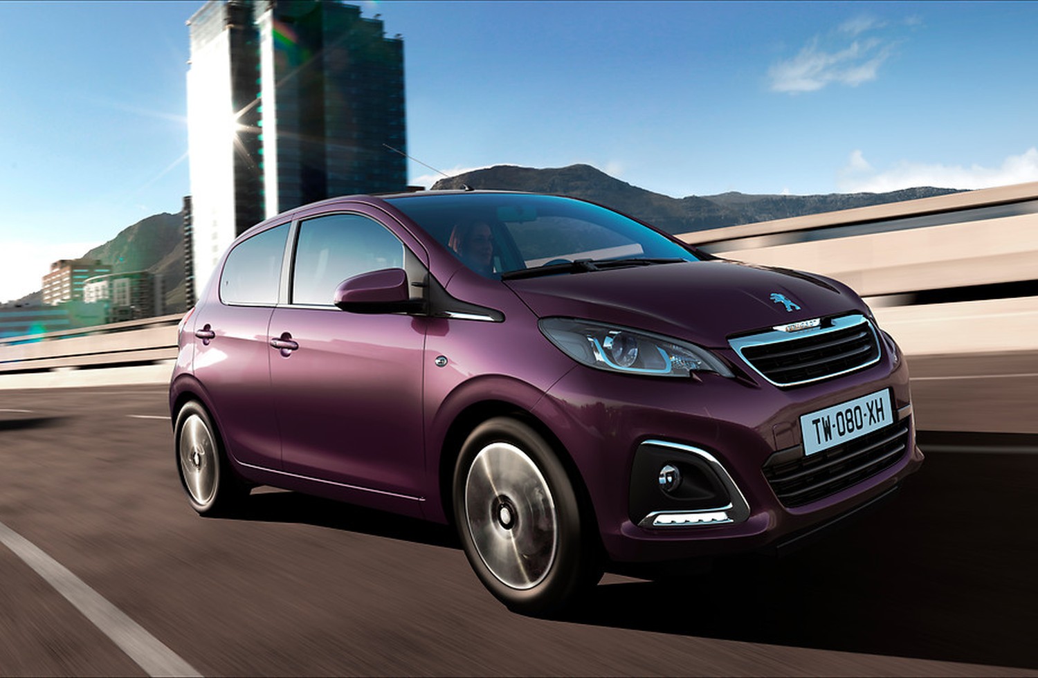 Novi Peugeot 108 u izvedbi s 1.0 VTi motorom Novi Peugeot 108 u izvedbi s 1.0 VTi motorom