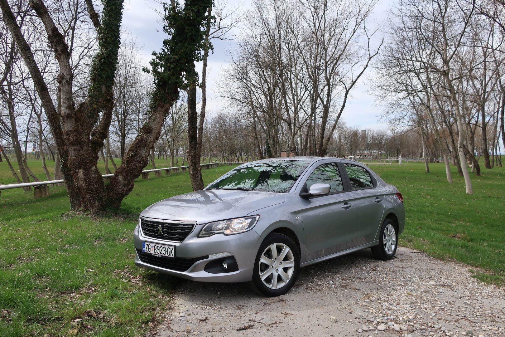 TEST Peugeot 301 1.6 BlueHDi 100 Allure TEST Peugeot 301 1.6 BlueHDi 100 Allure