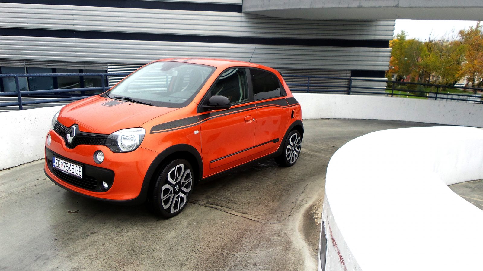 TEST Renault Twingo GT 0.9 TCe 110 TEST Renault Twingo GT 0.9 TCe 110