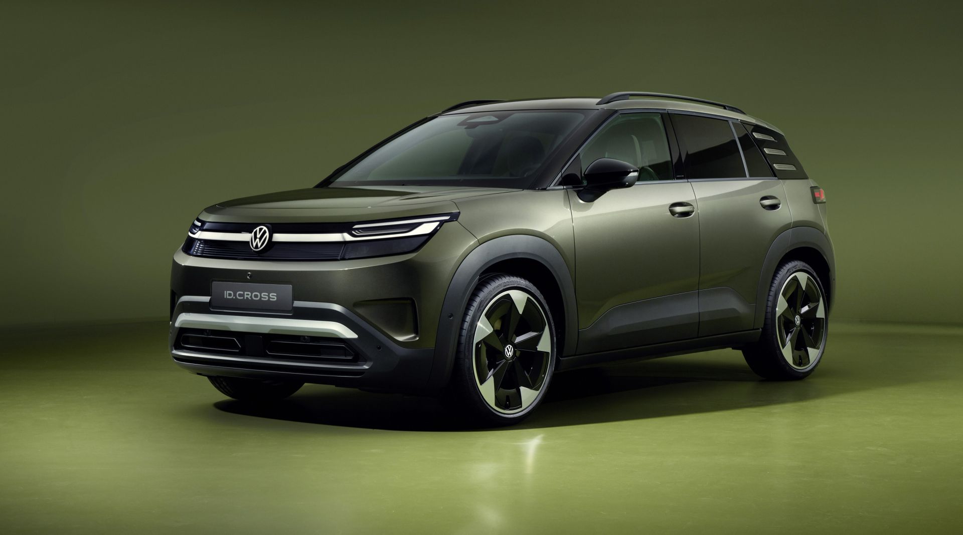Predstavljen je električni SUV Volkswagen ID. Cross