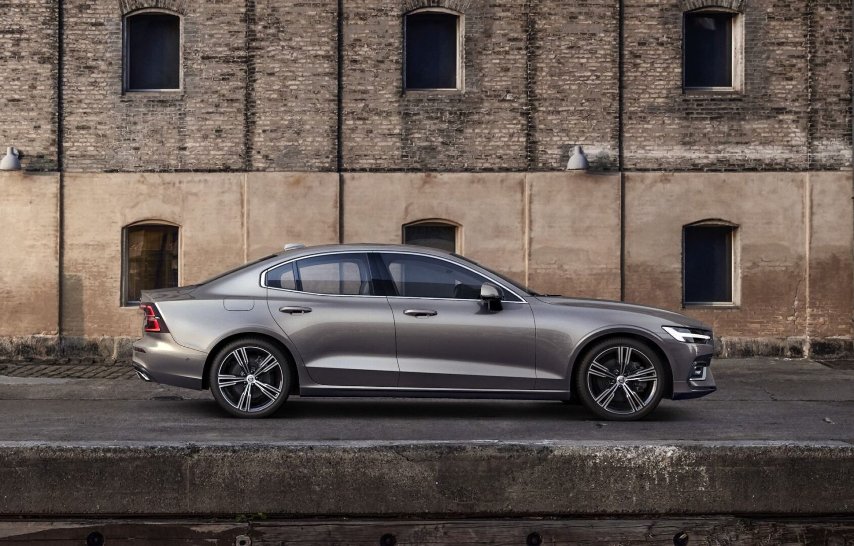 Volvo otpušta čak 3.000 radnika Volvo otpušta čak 3.000 radnika
